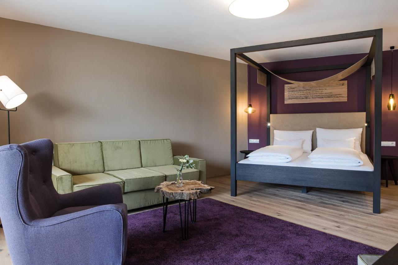 Oliven- & Genusshotel Hirzer Schenna Eksteriør bilde