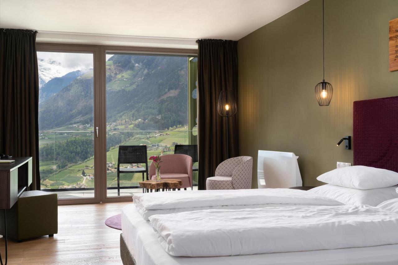 Oliven- & Genusshotel Hirzer Schenna Eksteriør bilde