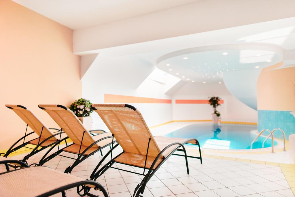 Oliven- & Genusshotel Hirzer Schenna Eksteriør bilde