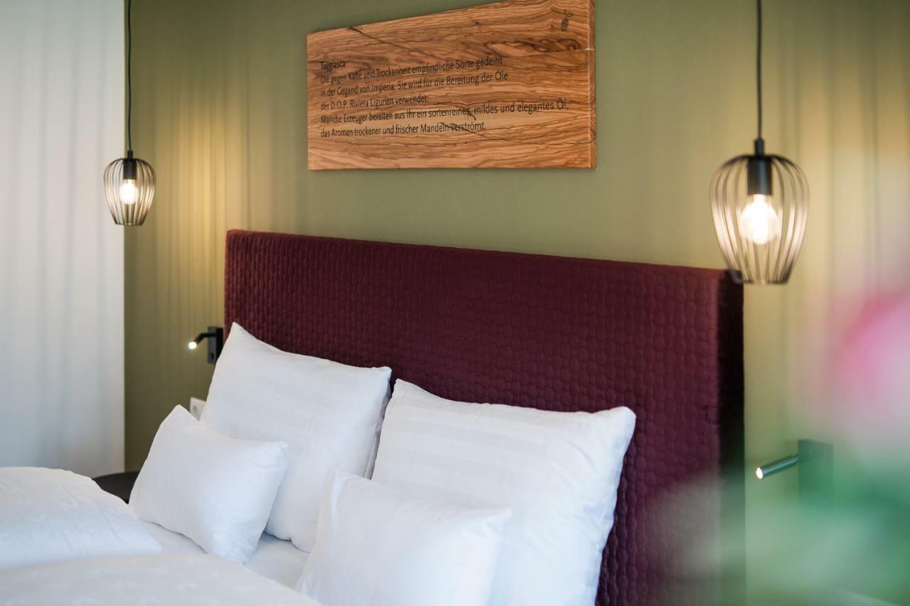 Oliven- & Genusshotel Hirzer Schenna Eksteriør bilde