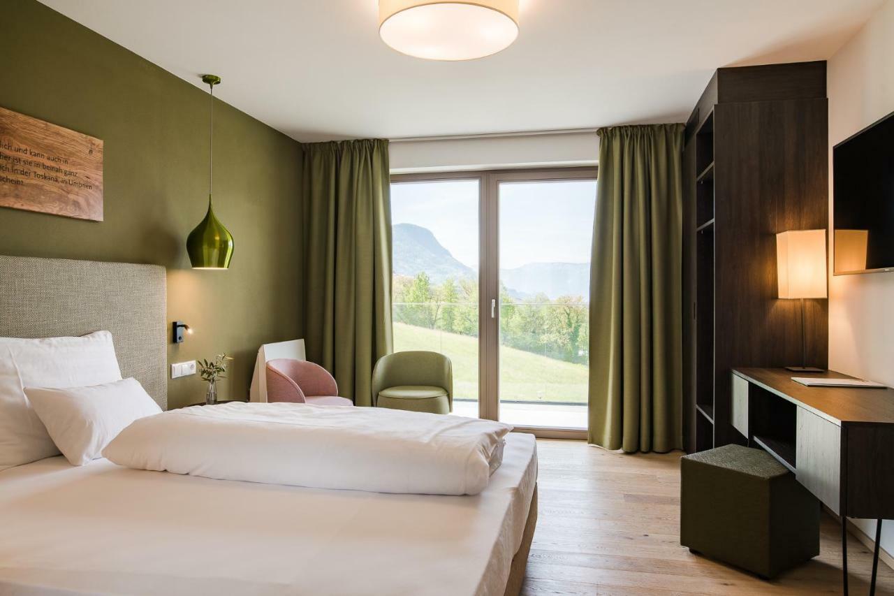Oliven- & Genusshotel Hirzer Schenna Eksteriør bilde